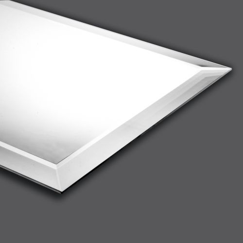 Rahmenlose Kristallspiegel mit Facettenschliff, Stärke 6mm, Farbton silber. Mit zusätzlicher rückseitiger Schutzfolierung 